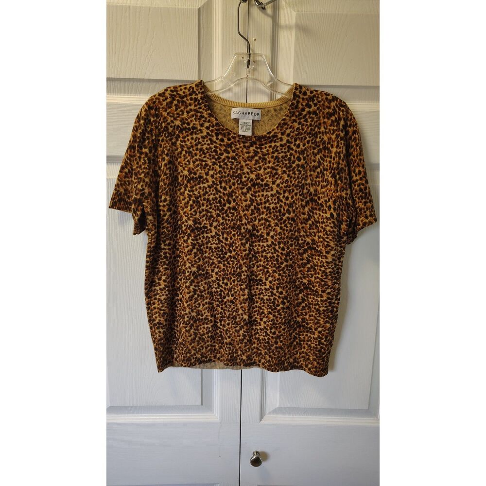 Sag Harbor Women's Short-Sleeve Leopard Print Knit Sweater Top, Size Medium